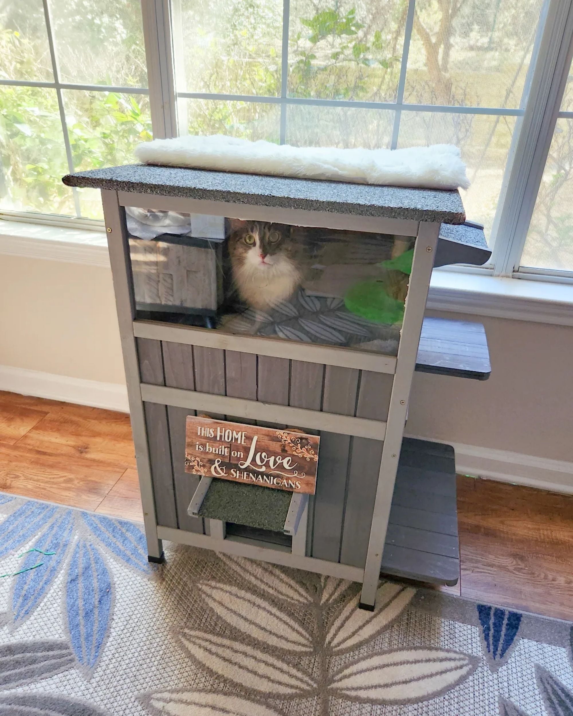 Aivituvin Outdoor Feral Cat House 2-Story Cat Cottage Kitten Shelter with Window